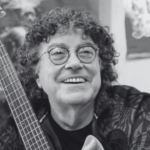 Murió Piero, una voz que convirtió la canción popular en memoria